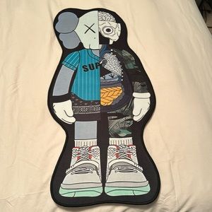Kaws supreme rug